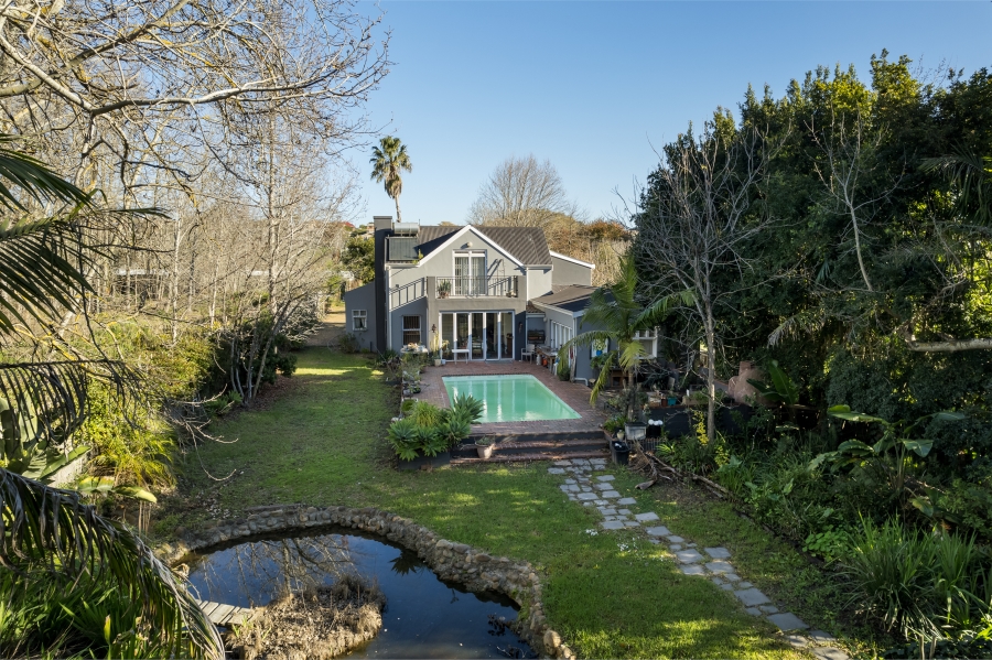 5 Bedroom Property for Sale in Jamestown Western Cape